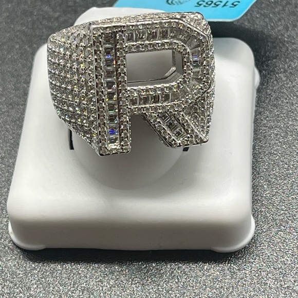 14k white gold vermeil VVS GRA certified moissanite diamond ring R initial Ring - Picture 11 of 11